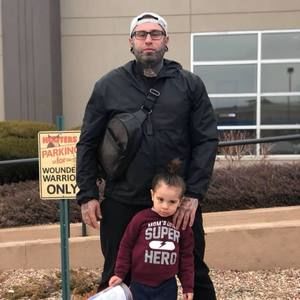 Meet your Posher, Dominic